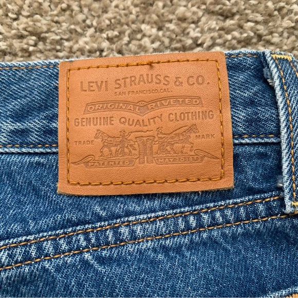 Levi’s Wedgie Jeans - Picture 7 of 10